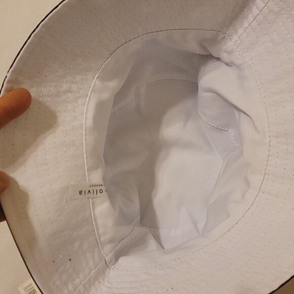 Alicia +olivia hat  - Picture 5 of 9